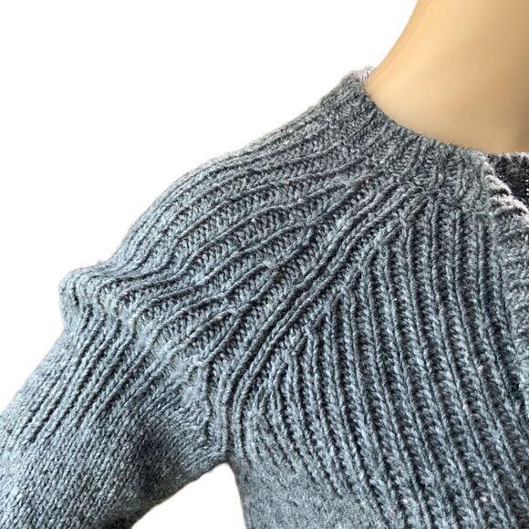 Banana Republic Grey Full-Zip Collarless Ribbed Knit Long Sleeve Sweater Size S - Picture 4 of 12